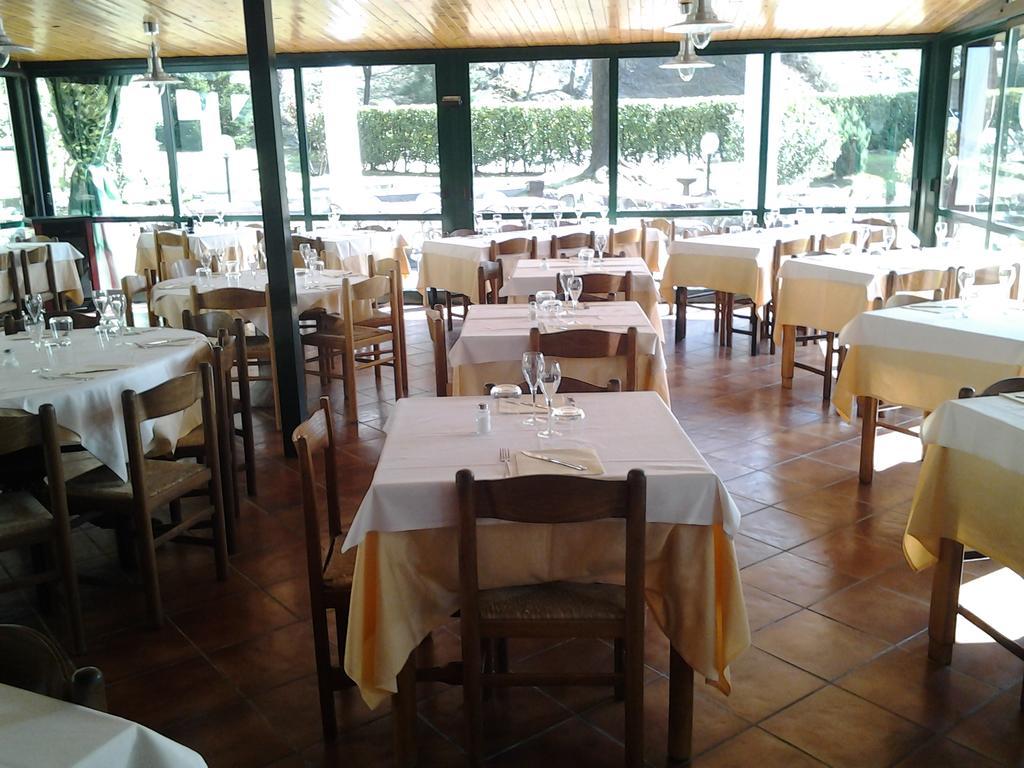 Отель Trattoria I Bodega Аббадия Лариана Экстерьер фото