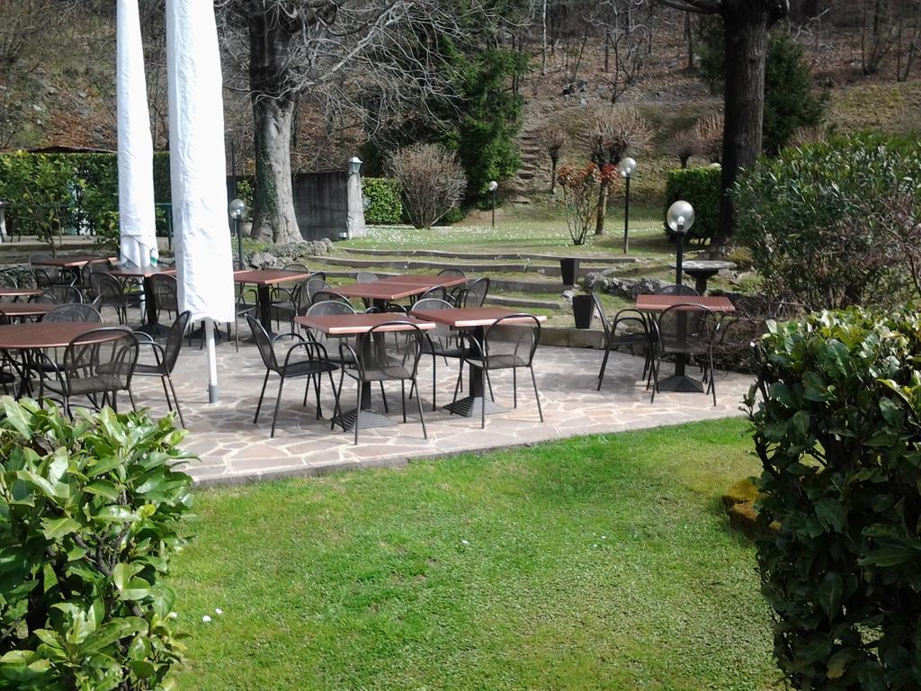 Отель Trattoria I Bodega Аббадия Лариана Экстерьер фото