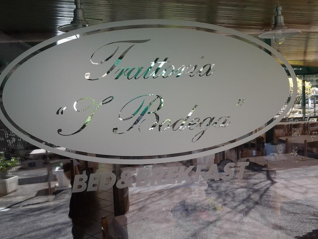 Отель Trattoria I Bodega Аббадия Лариана Экстерьер фото